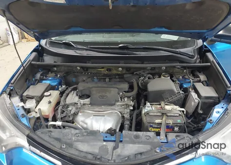 2018 Toyota Rav4 Le z USA, uszkodzony, nr VIN JTMBFREV9JJ260506